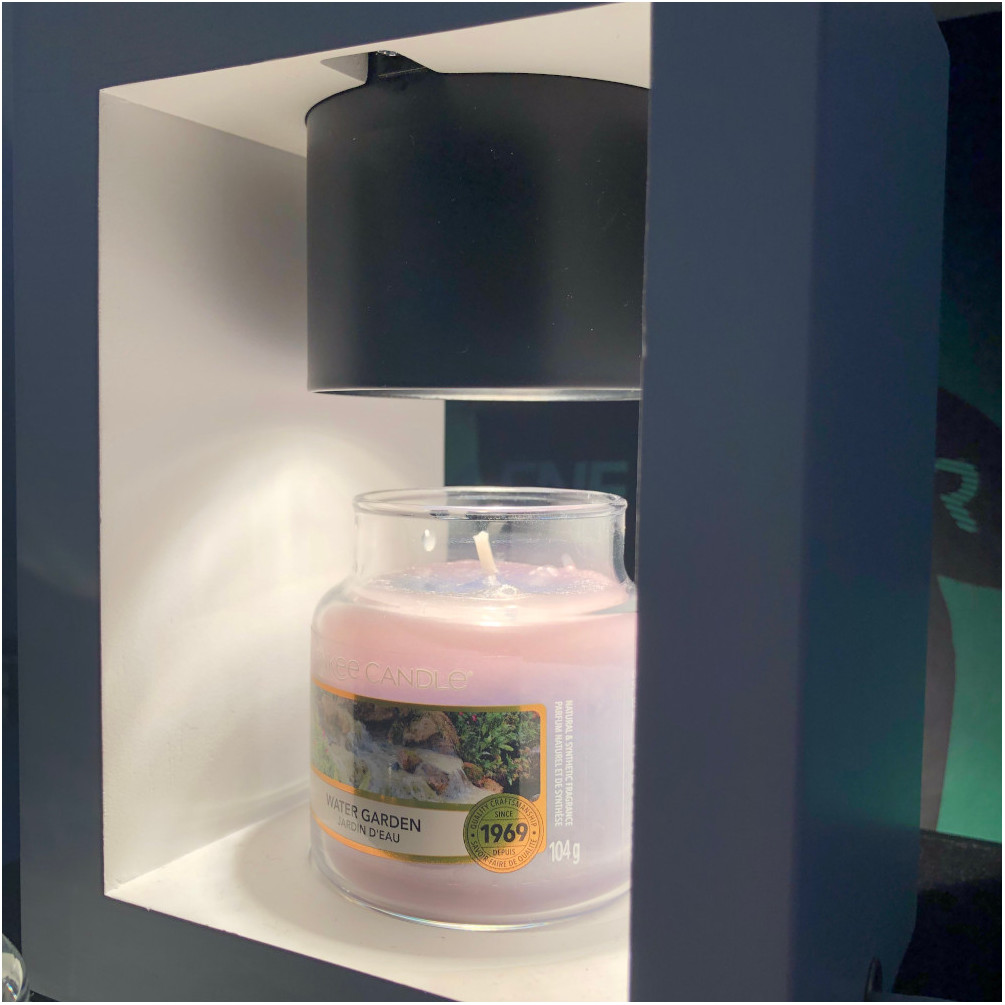 Lampe chauffante pour bougies chauffe-bougie parfumée candle warmer  dimmable, parfum pur sans flamme, base en bois, 15 x 15 x 35 cm.